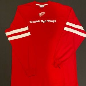 Detroit Red Wings long sleeve shirt